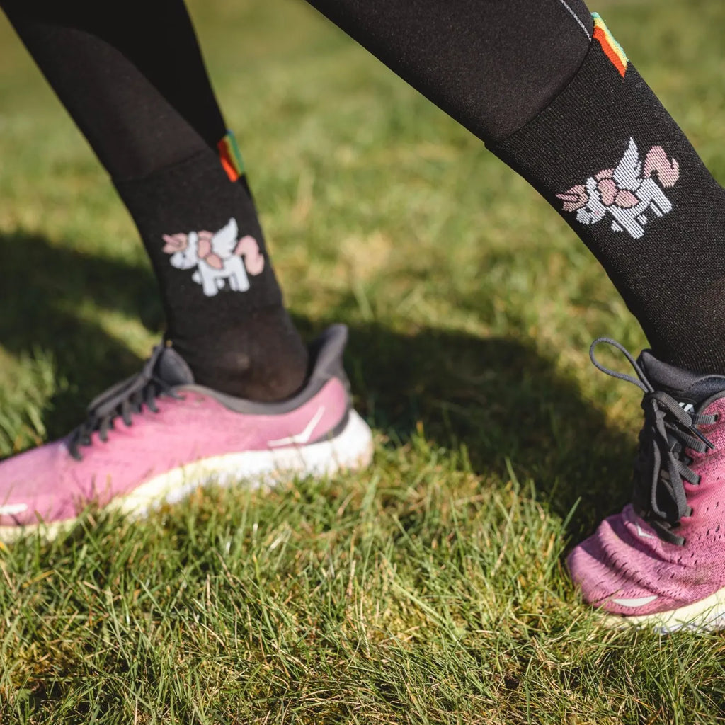 Rainbows - Paire de Chaussettes - Lucy the Unicorn